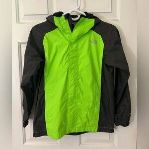 The North Face Boys Resolve rain jacket